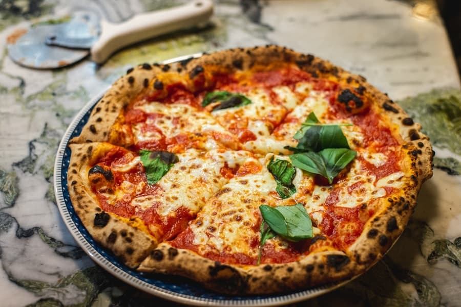 Artisan Neapolitan pizza oven — NapoliForno home pizza chef Costa Blanca